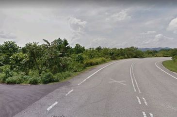 Non Bumi 2.2 Acre Industrial Zoning MIEL Batang Kali Freehold