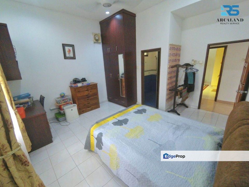 1.5 Storey Bungalow Fasa 1,Desa Pinggiran Putra 60x140 with 7 Rooms, Selangor, Kajang