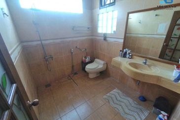 Desa Pinggiran Putra