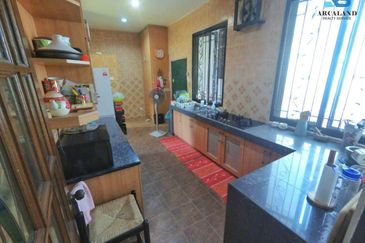 Desa Pinggiran Putra