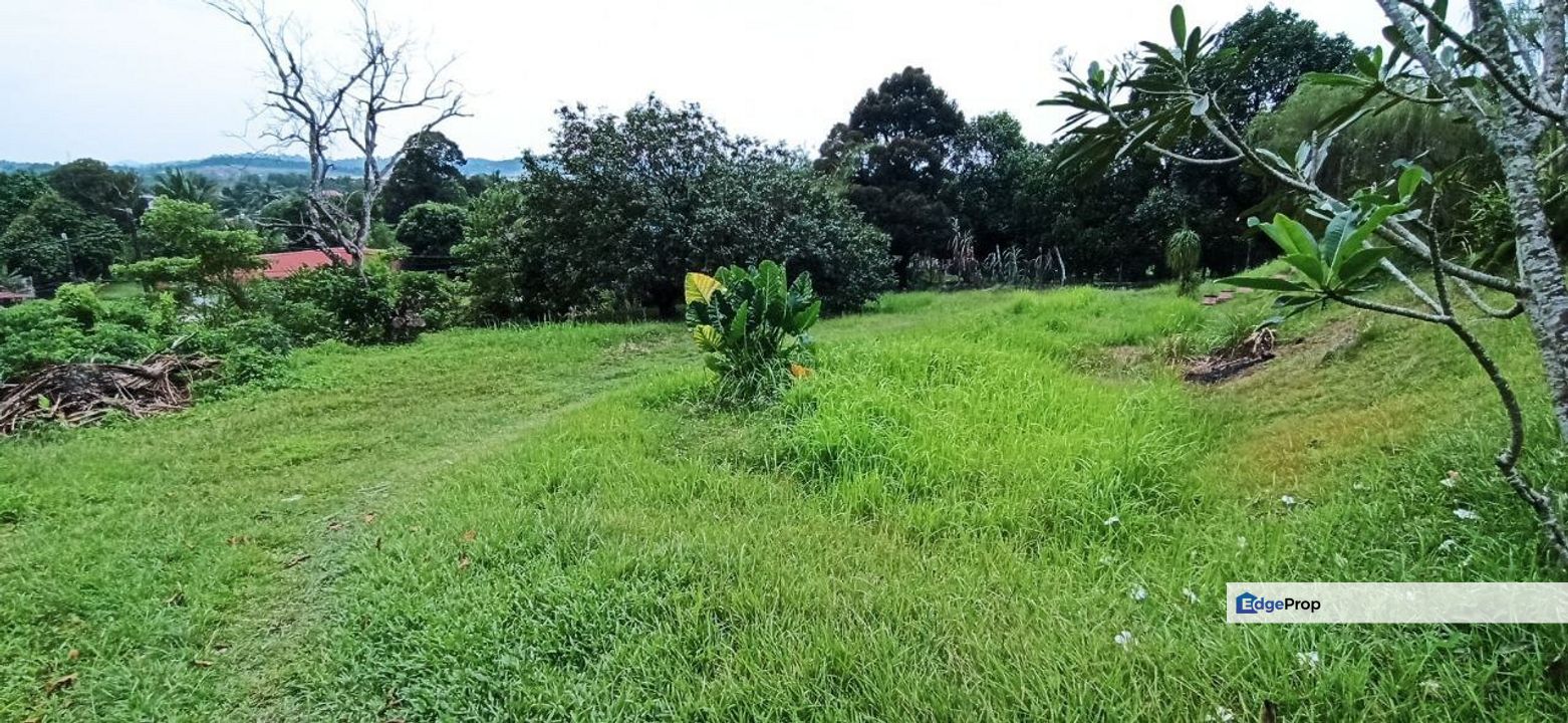 Banglo 6 bilik  Dalam Dusun Buahan 1 Ekar di Kg Merbau Sempak, Selangor, Sungai Buloh