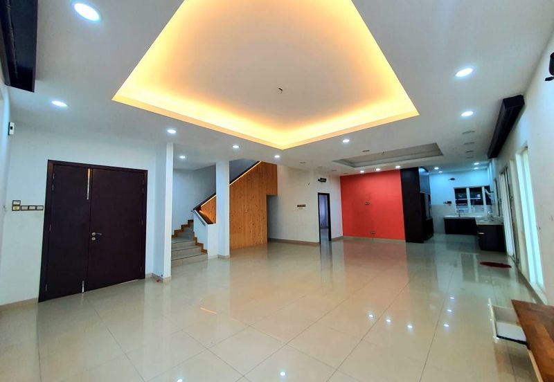 3 Storey Garden Bungalow 40x80 Kota Kemuning, Shah Alam Non Bumi Lot