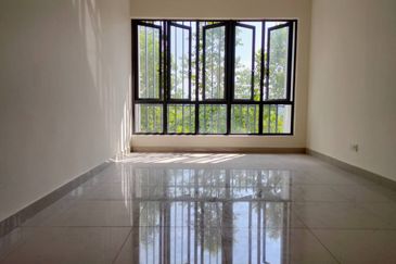 Crescent Park Townvilla