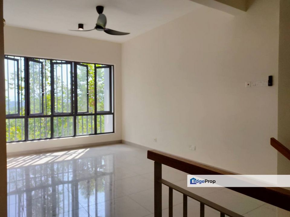 WTS Duplex Townhouse Crescent Park TownVilla,Bangi, Selangor, Bangi