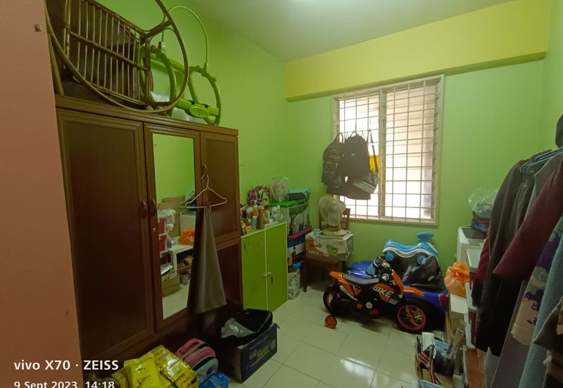 Pangsapuri Permata Merah (Red Ruby), Taman Universiti Indah