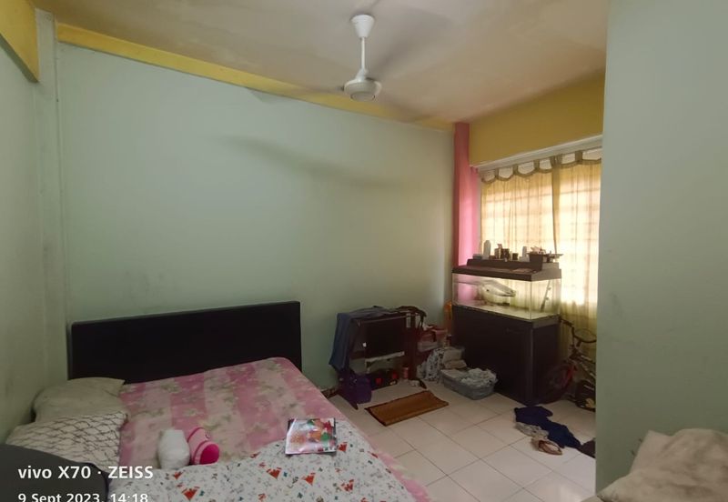 Pangsapuri Permata Merah (Red Ruby), Taman Universiti Indah