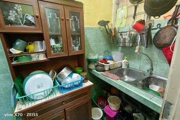 Pangsapuri Permata Merah (Red Ruby), Taman Universiti Indah