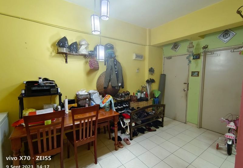 Pangsapuri Permata Merah (Red Ruby), Taman Universiti Indah