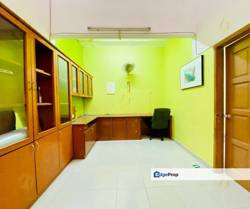 Taman Perwira Indah Gombak 2 Storey Freehold 22x70 5 Rooms, Selangor, Gombak