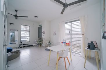 2 Storey Semi D Cluster Type A Bayu Suria Bandar Puncak Alam 30 x55