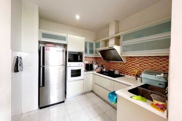 Seri Maya Condominium