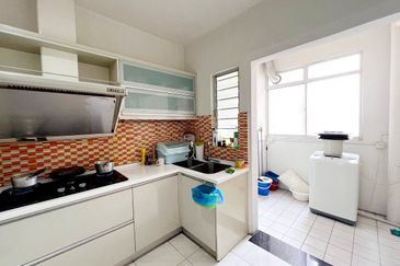 Seri Maya Condominium