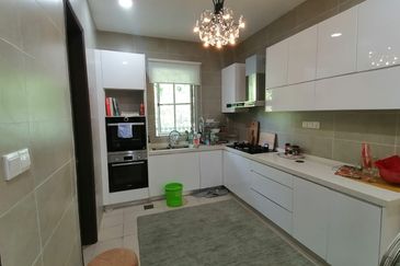 Charming Essex, Setia Eco Templer