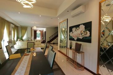 Charming Essex, Setia Eco Templer