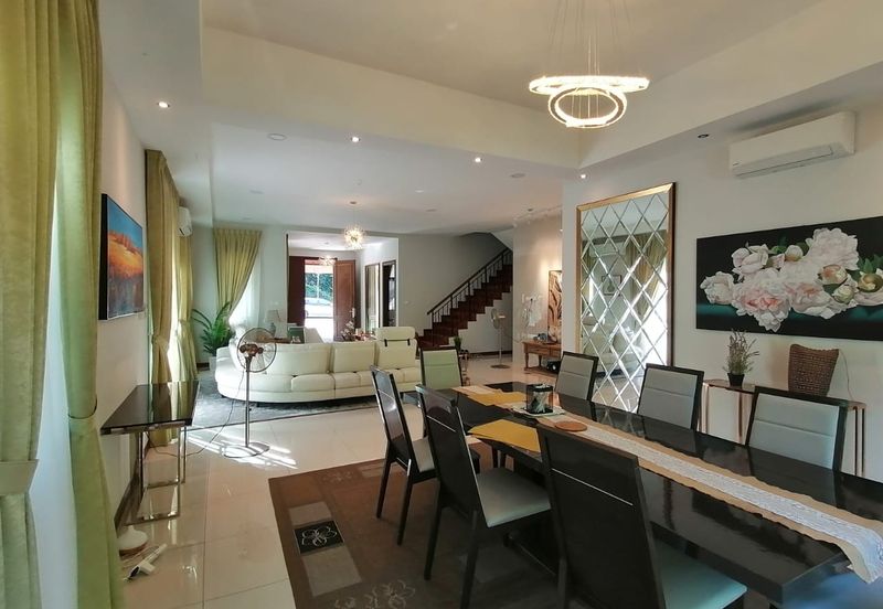 Charming Essex, Setia Eco Templer