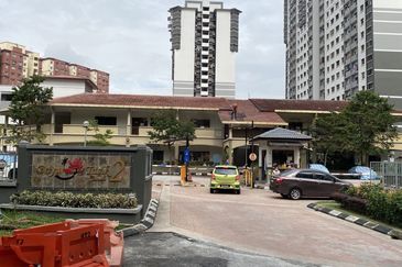 Bayu Tasik Condominium