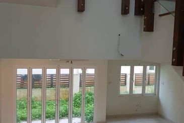 Jalan Kampung Melayu Sungai Buloh 