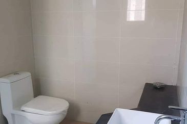 Jalan Kampung Melayu Sungai Buloh 