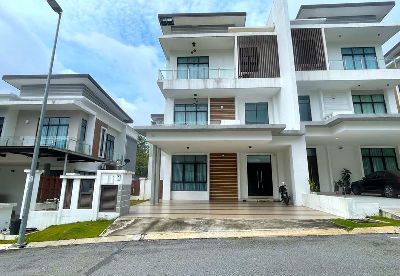 Verge 32 @ Puncak Melawati