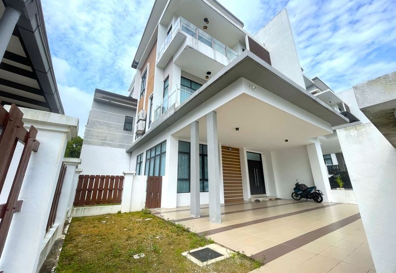 Verge 32 @ Puncak Melawati