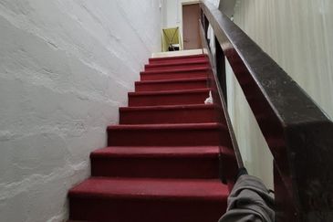 Jalan Tasik Tambahan 1