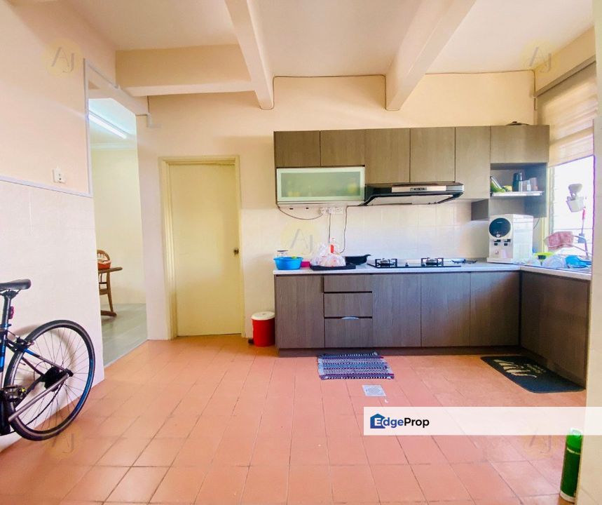 TAMAN UKAY BISTARI 2 STOREY TERRACE, Selangor, Ampang