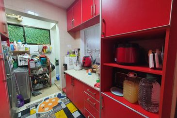 Royal Domain Sri Putramas II