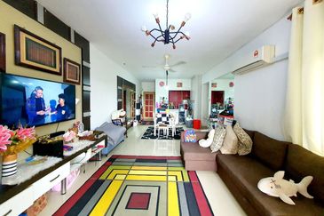 Royal Domain Sri Putramas II