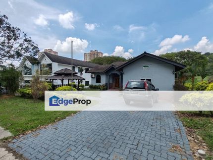 1 Storey Bungalow at A-Famosa Resort Alor Gajah Melaka w Swimming Pool, Melaka, Alor Gajah