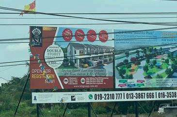 Facing Main Road Land 1.7 Acre Freehold Non Bumi Zoning Commercial