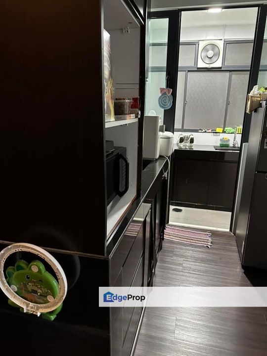 Kuala Lumpur Traders Square 940 sq ft with 4 room Freehold, Kuala Lumpur, Gombak