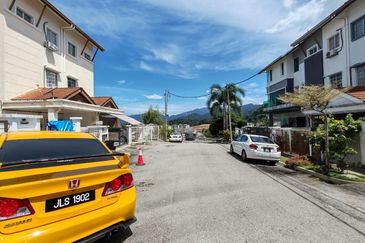 Jalan Ukay Perdana 3/6