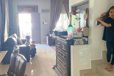 Jalan Ukay Perdana 3/6