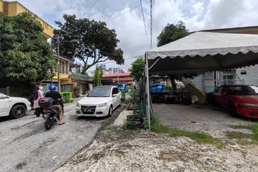 Kampung Datuk Keramat