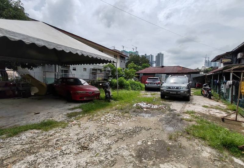 Kampung Datuk Keramat
