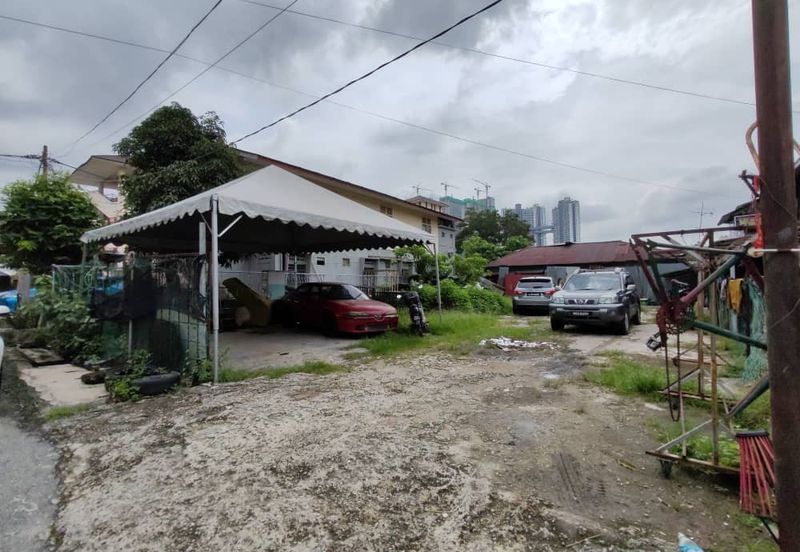 Kampung Datuk Keramat