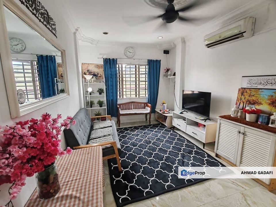 Unit Cantik Flat Low Cost Taman Dato Ahmad Razali, Ampang, Selangor, Ampang