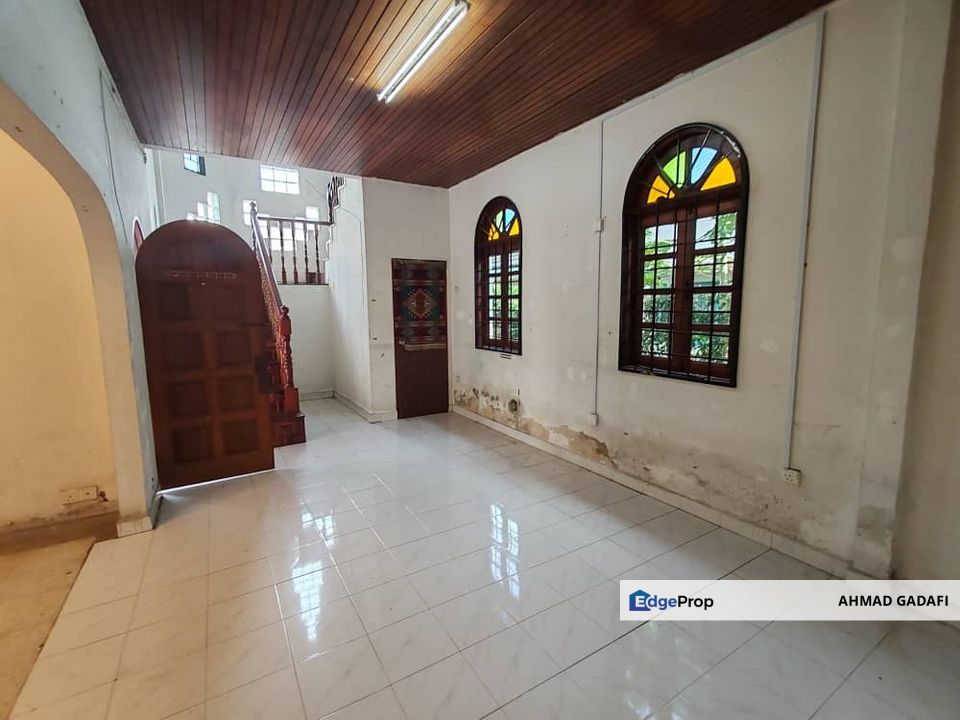 Huge 4950sqft BUNGALOW TWO STOREY JALAN SRI SETIA ,GOMBAK SETIA , Selangor, Gombak
