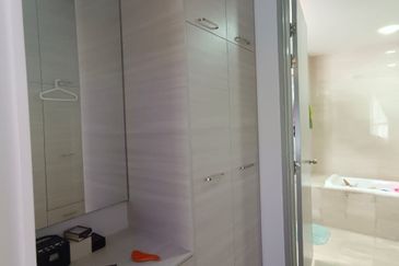 Infiniti 3 Residences