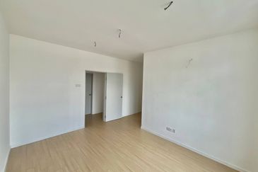 Newly completed Freehold Corner lot Townhouse Taman Akasia Semenyih