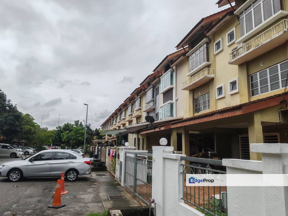2.5 Storey 20x65 Taman Kosas Ampang with 5 Rooms, Selangor, Ampang