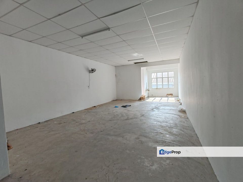 2-Storey Shoplot – Paya Tiga, Bukit Setongkol (Facing Main Road), Pahang, Kuantan