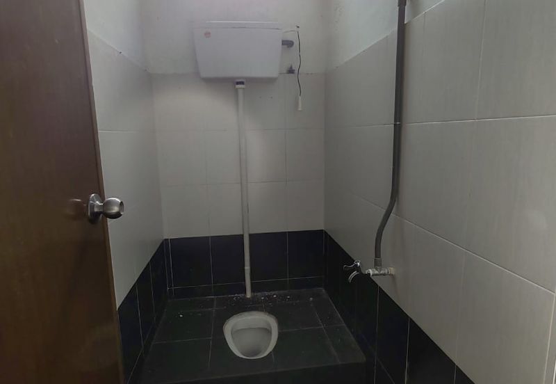 2-Storey Shoplot – Paya Tiga, Bukit Setongkol (Facing Main Road)