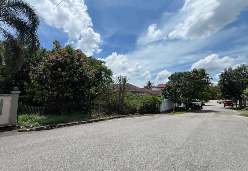 Bungalow Lot Non bumi, Kota Puteri,Batu Arang Seksyen 2 