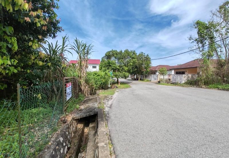 Bungalow Lot Non bumi, Kota Puteri,Batu Arang Seksyen 2 