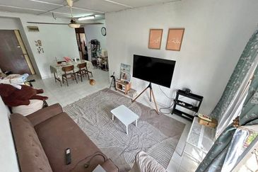 Pantai Indah Apartment (Fasa 2)