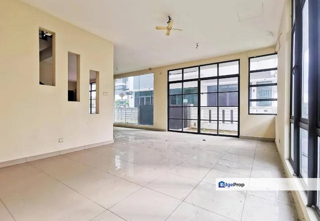 4 Storey Semi D Bluesky Selayang Heights With 7 Rooms 33x110 sqft, Selangor, Selayang