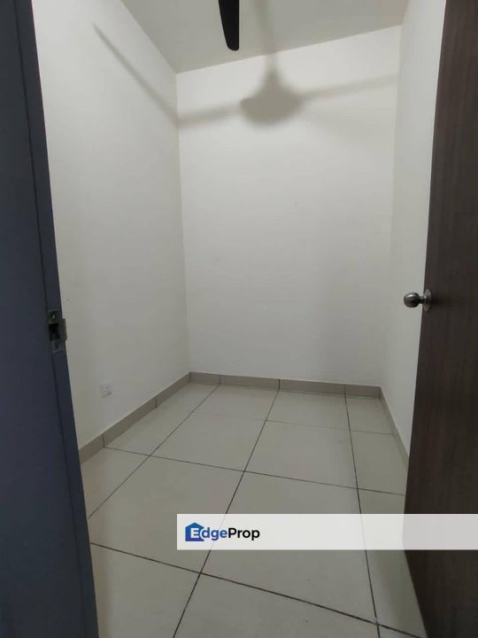 For Rent KL Trader  4 room 2 Car Park Jalan Gombak KL, Kuala Lumpur, Gombak