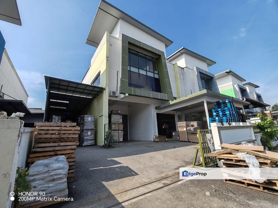 3-Stry Factory 6300 sqft Freehold with Office/ Warehouse Beranang, Semenyih, Selangor, Beranang