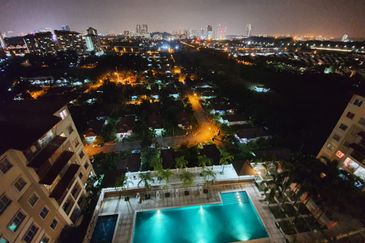 Perdana View Condominium